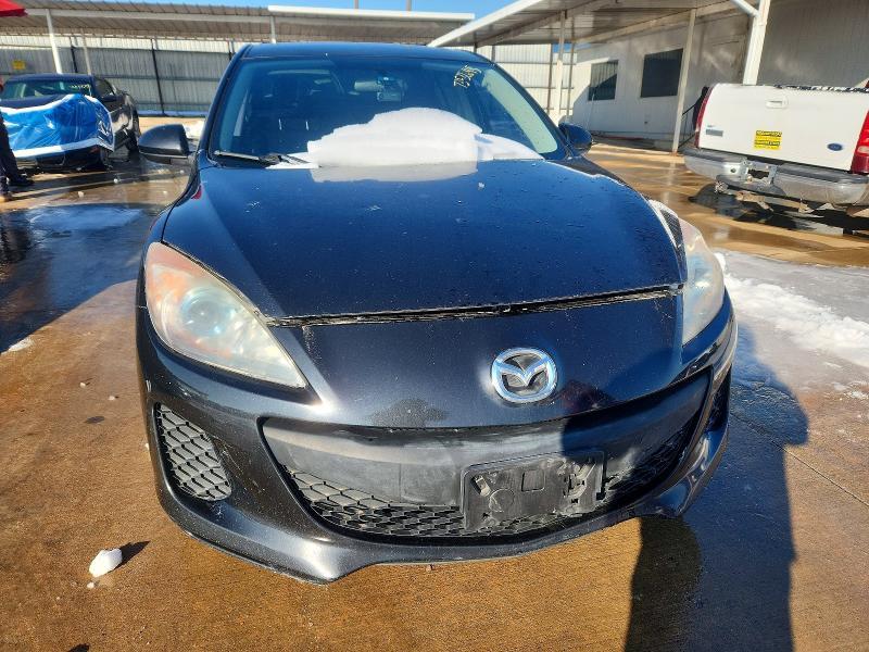 2013 Mazda 3 I