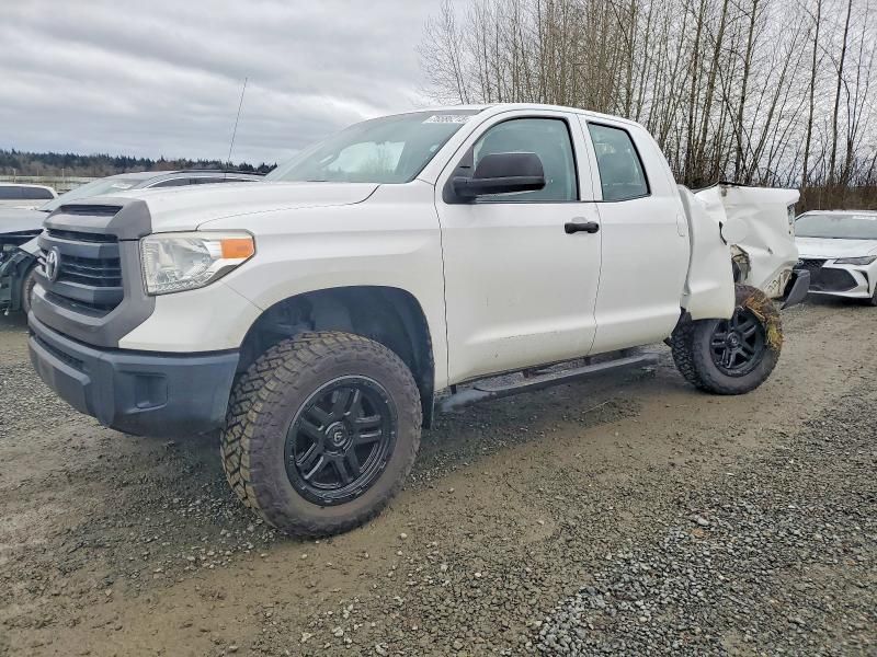 2016 Toyota Tundra Double cab sr