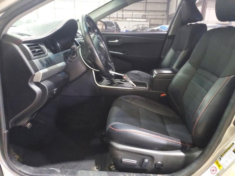 2016 Toyota Camry le