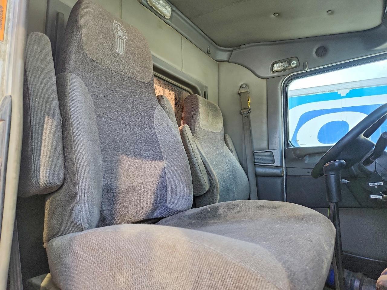 2016 Kenworth W900 Semi Truck