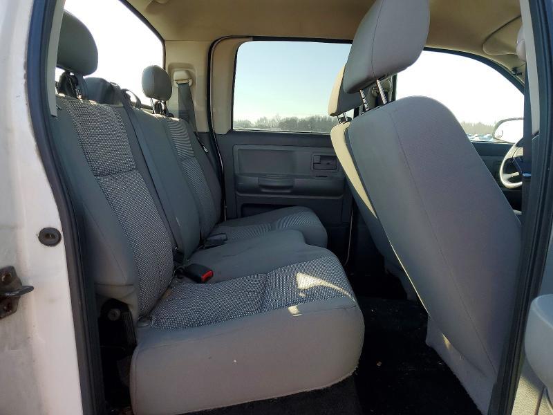 2010 Dodge Dakota sxt