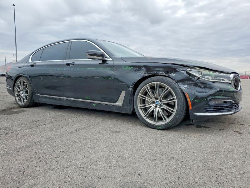 2016 BMW 750 i