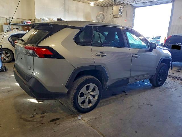 2022 Toyota Rav4 le