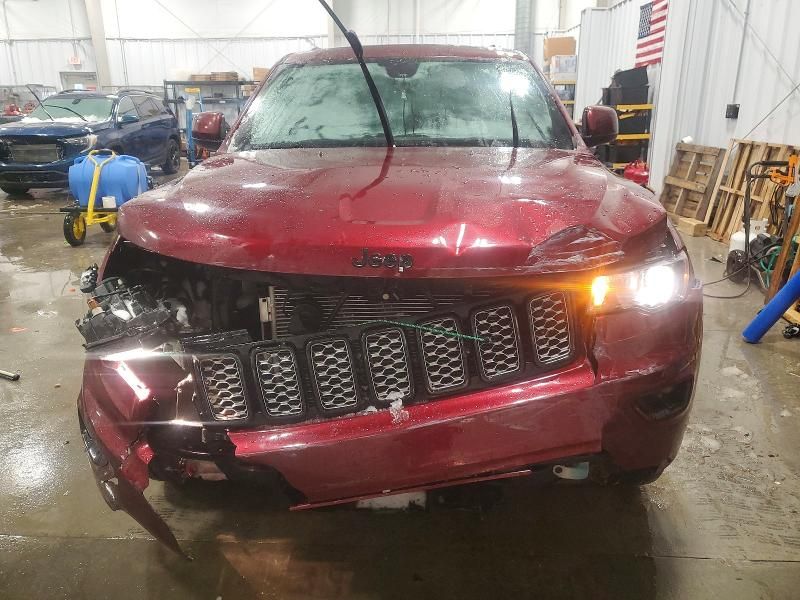 2019 Jeep Grand Cherokee Laredo