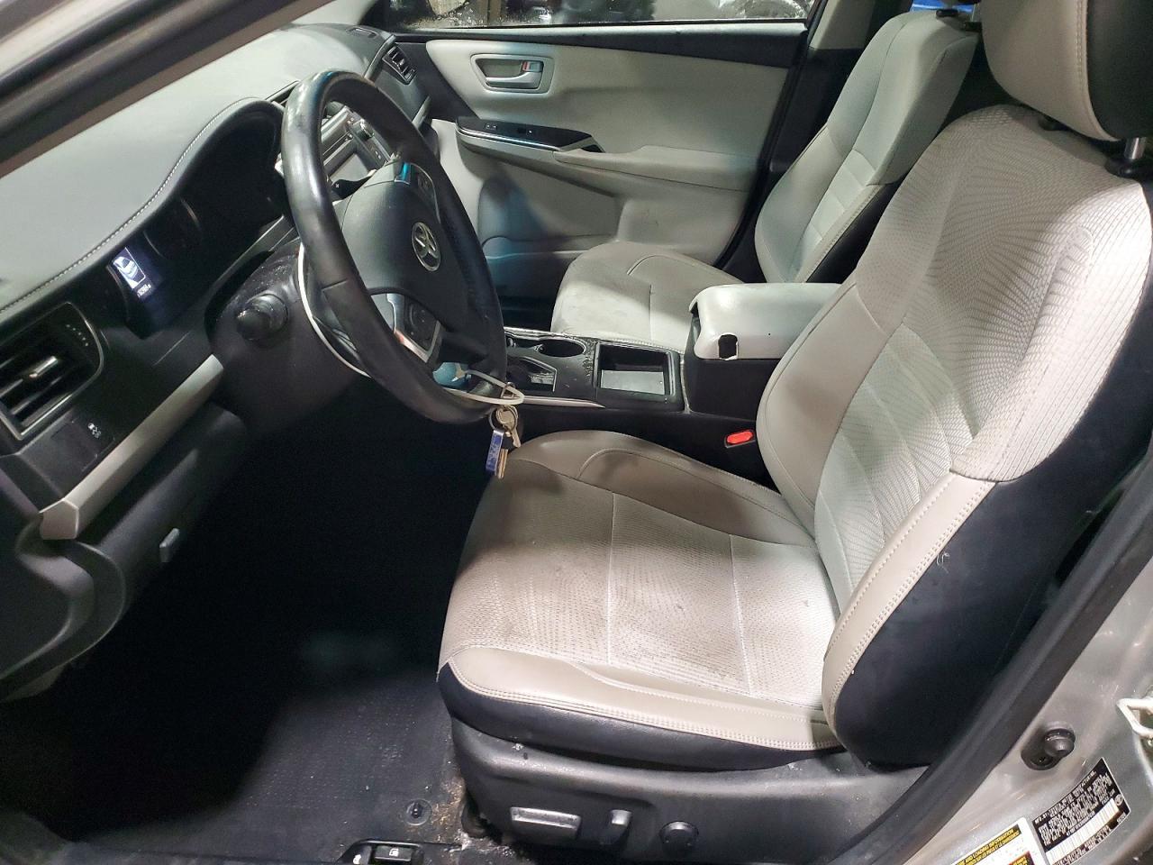 2017 Toyota Camry le