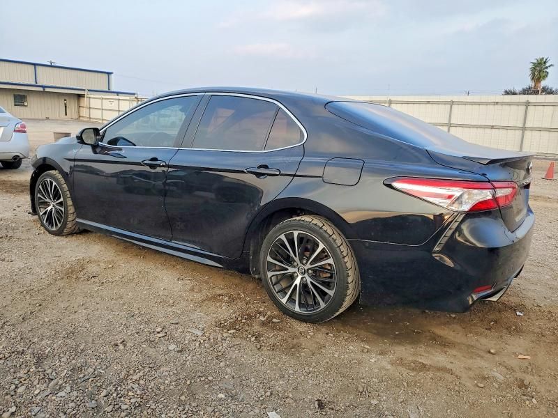 2018 Toyota Camry se