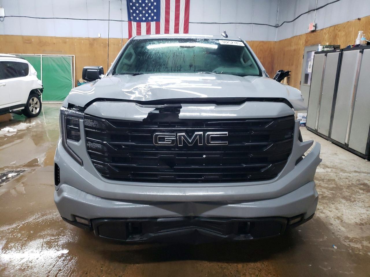 2024 GMC Sierra K1500 Elevation