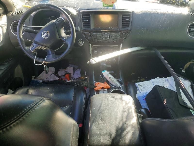 2015 Nissan Pathfinder sl