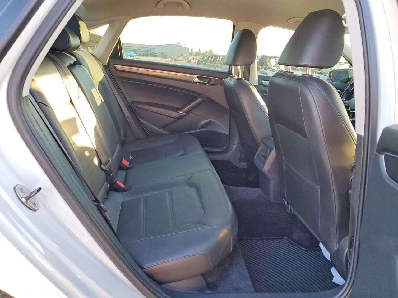 2017 Volkswagen Passat R-line