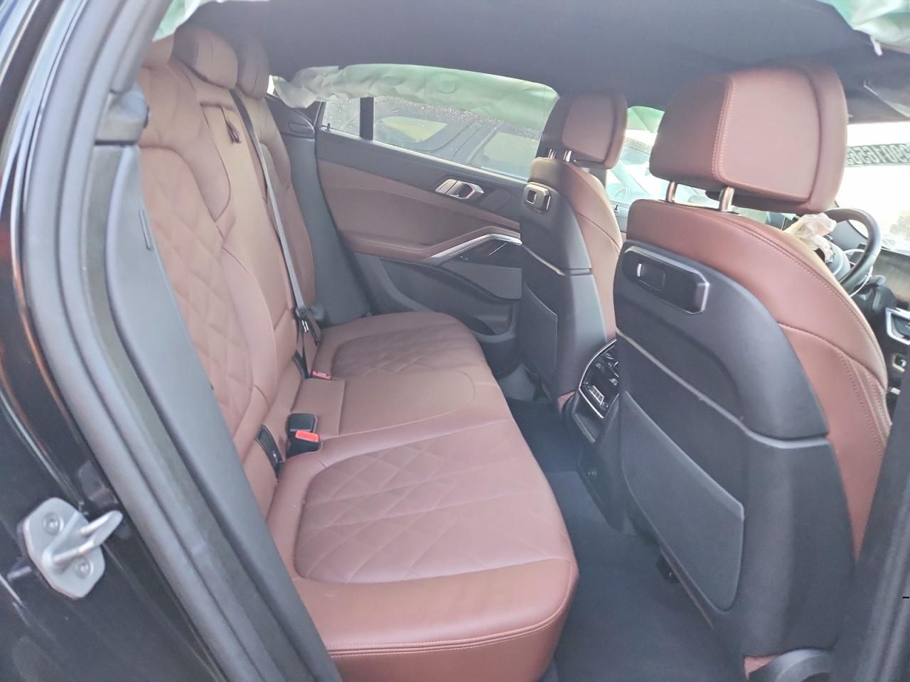 2025 BMW X6 Xdrive40i