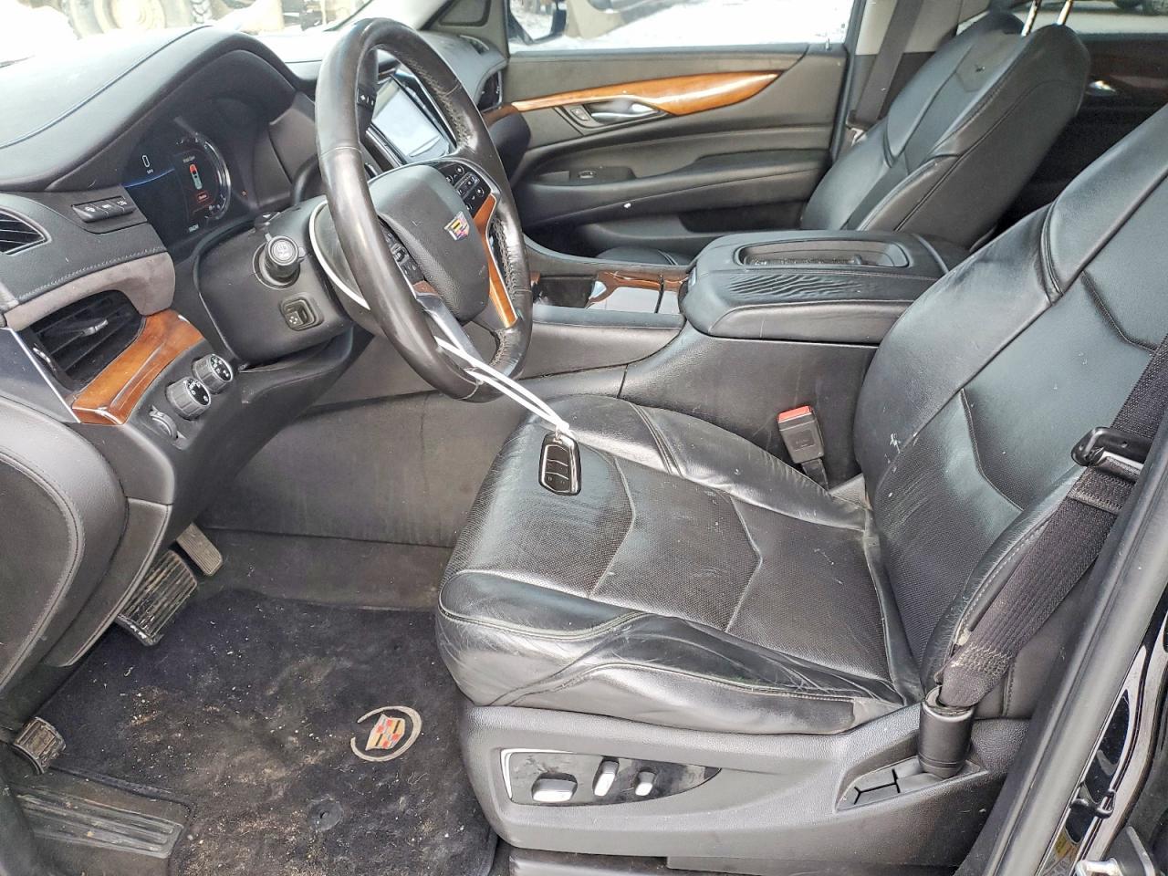 2016 Cadillac Escalade Luxury
