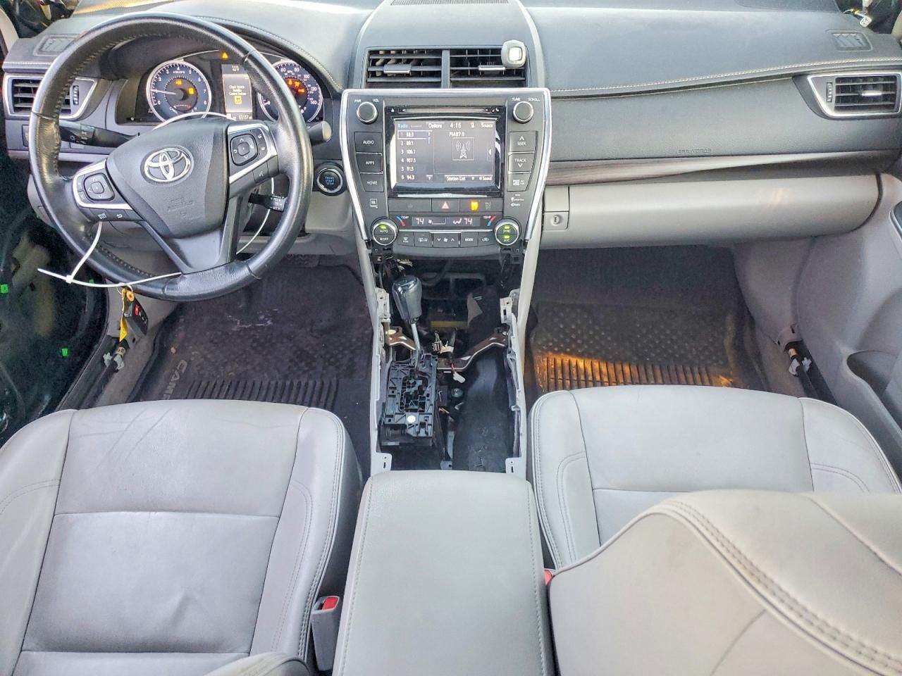 2016 Toyota Camry xse