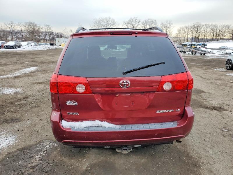 2010 Toyota Sienna ce