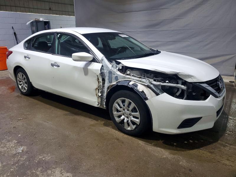 2017 Niss Altima