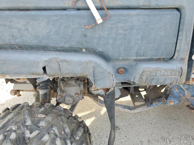 2018 John Deere 825M