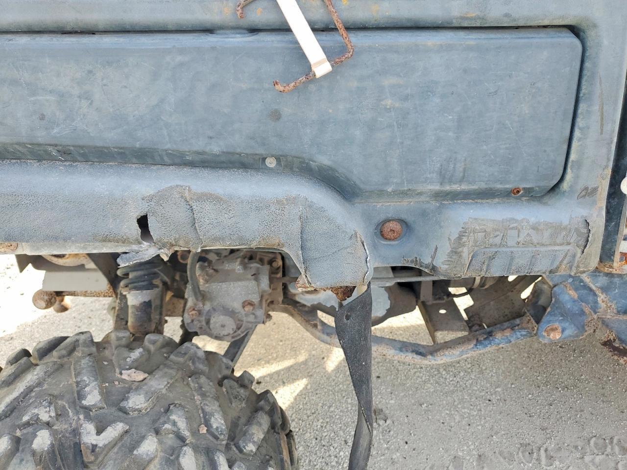 2018 John Deere 825M