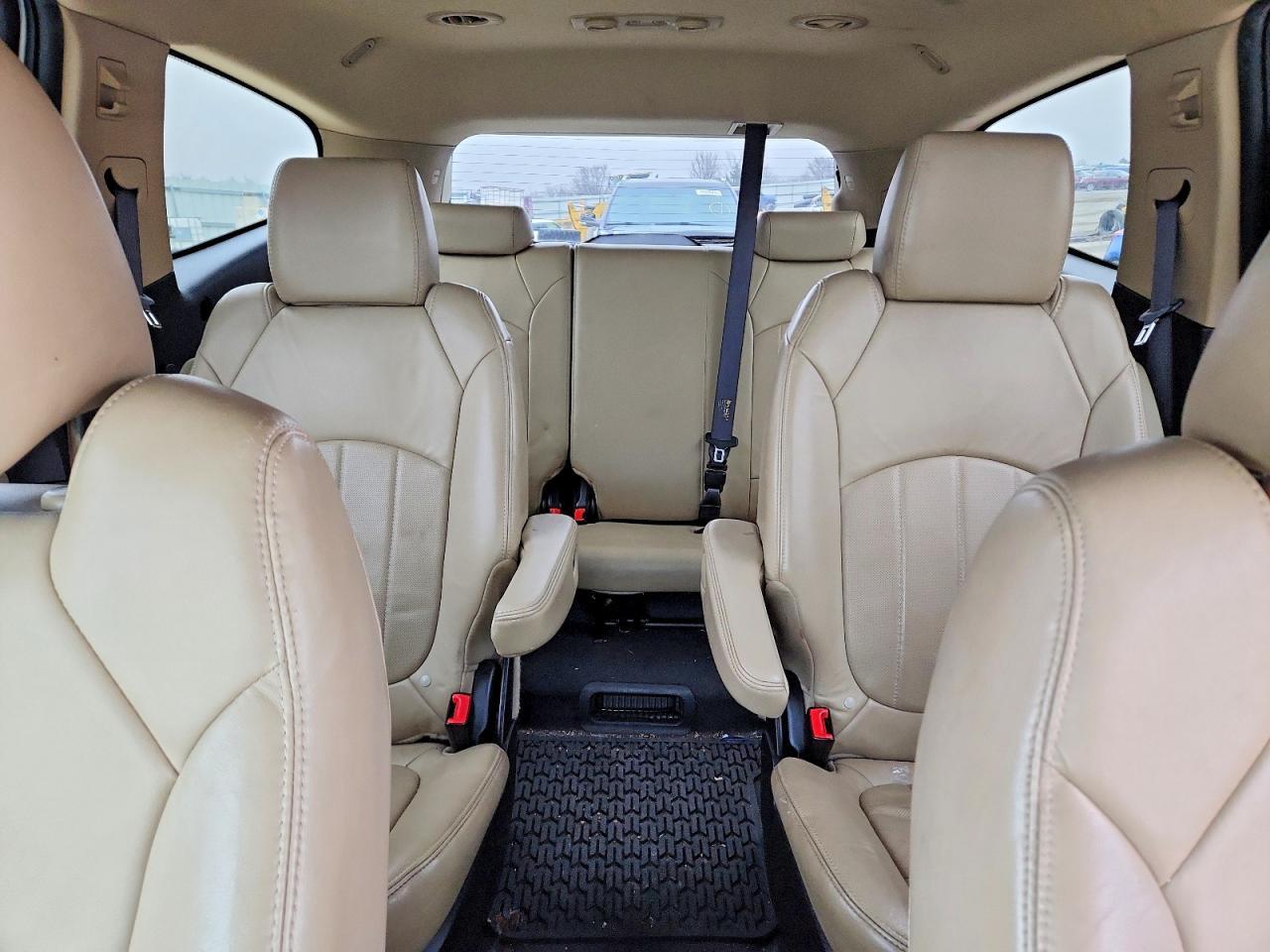2012 Chevrolet Traverse ltz