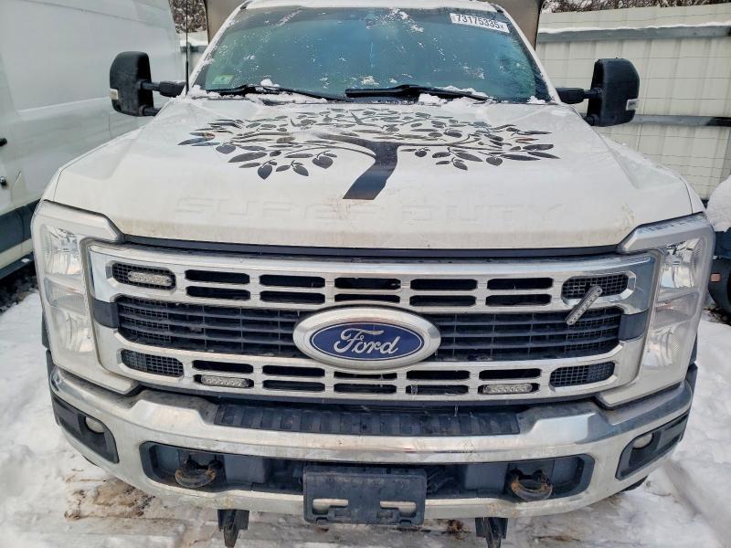 2023 Ford F600 Super Duty Dump Truck