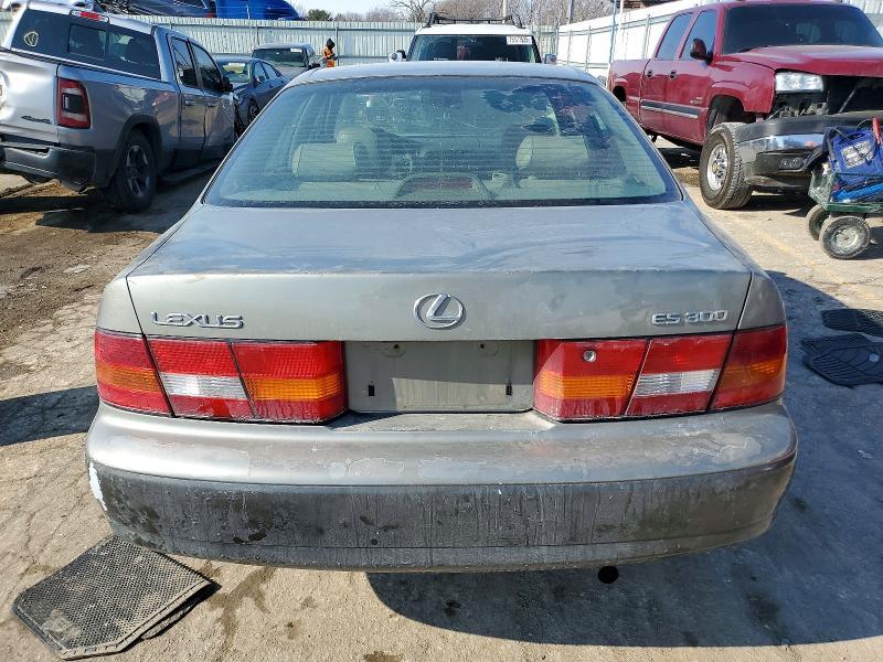 1998 Lexus Es 300 Base