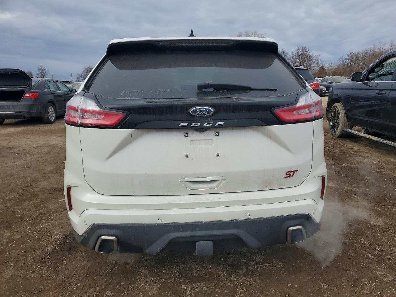 2022 Ford Edge st