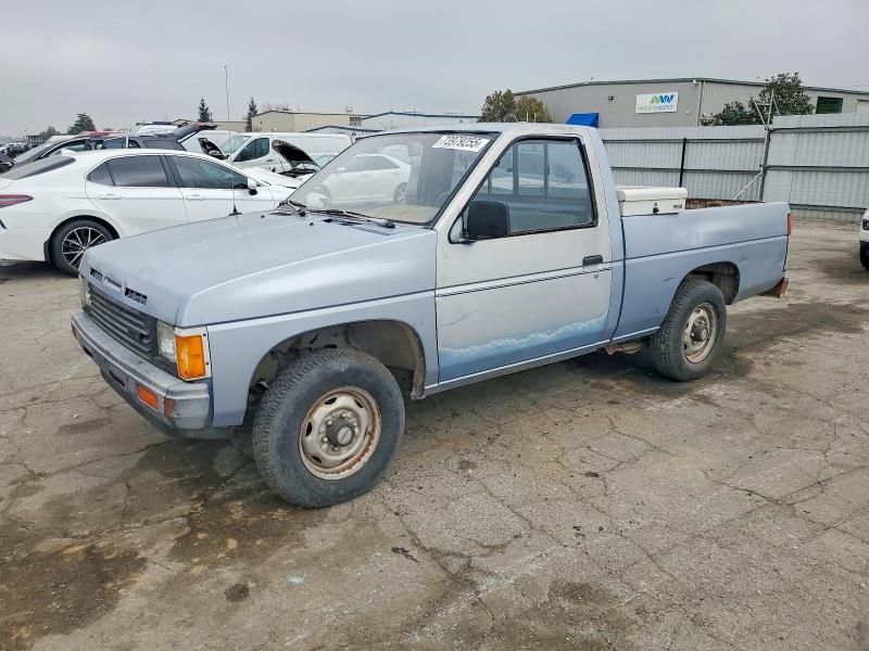 1986 Nissan D21 Short bed