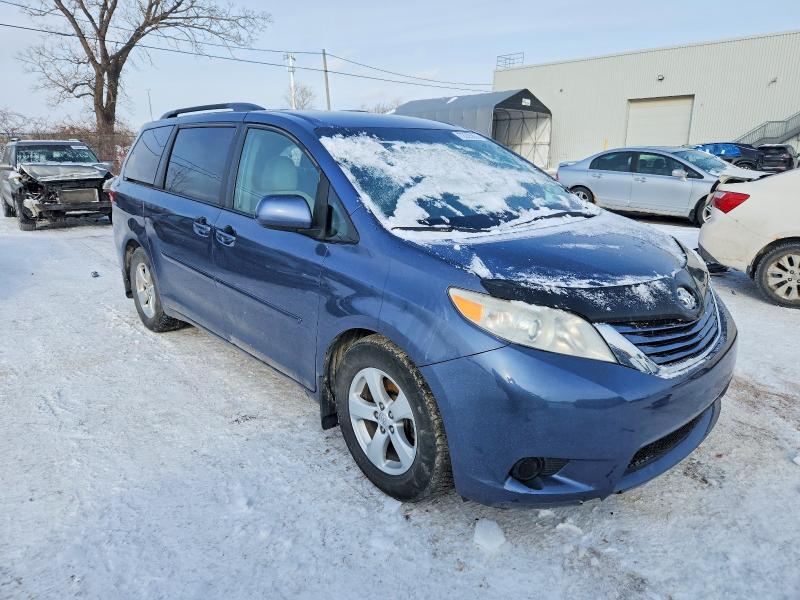 2015 Toyota Sienna le