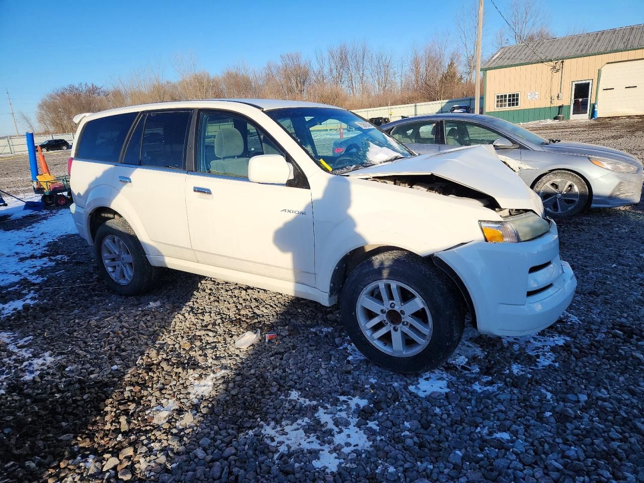 2004 Isuzu Axiom