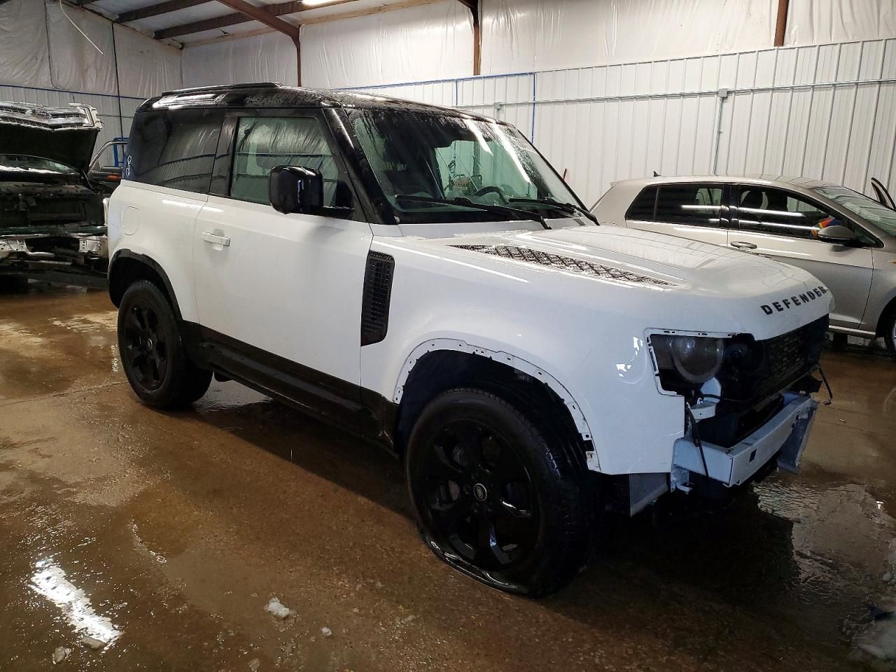 2023 Land Rover Defender 90 X-dynamic se