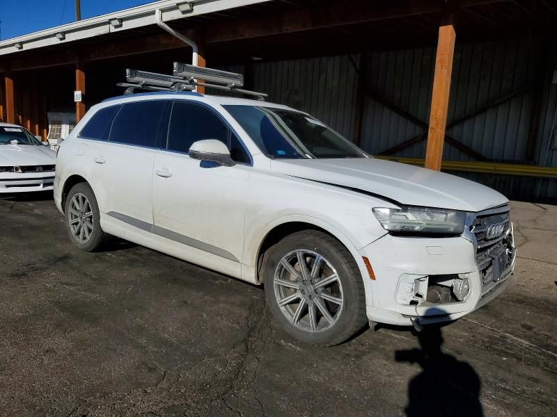 2017 Audi Q7 Premium Plus
