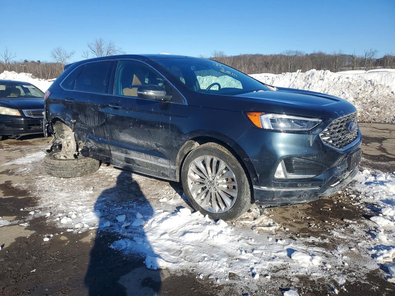 2024 Ford Edge Titanium