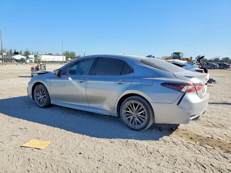 2024 Toyota Camry se Night Shade