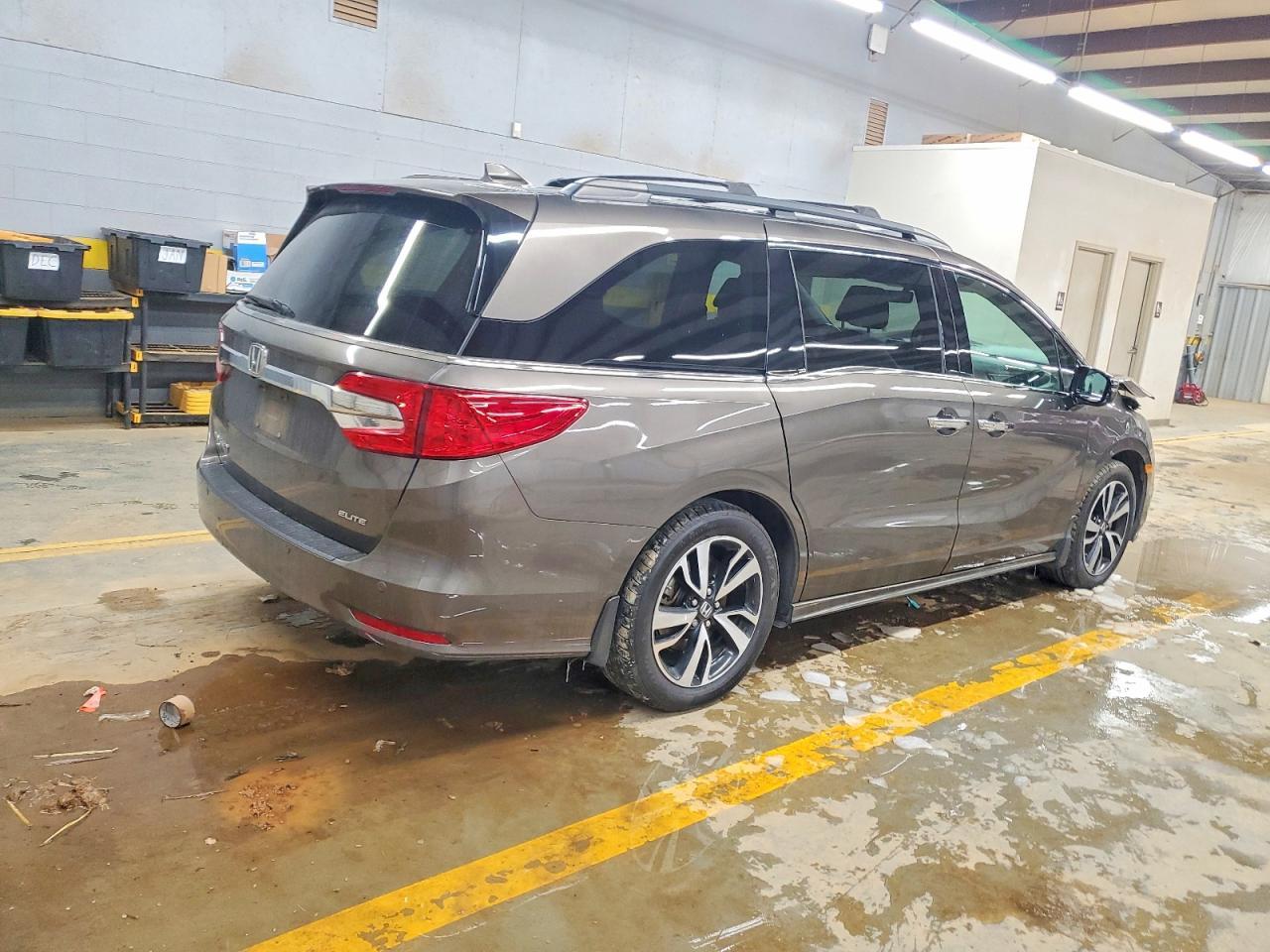 2018 Honda Odyssey Elite