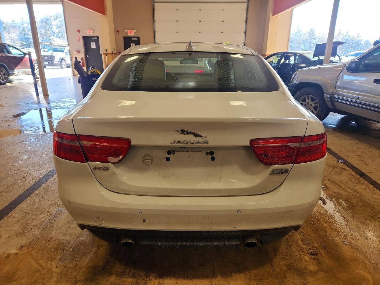 2018 Jaguar Xe Prestige