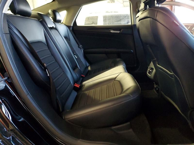 2018 Ford Fusion se Hybrid