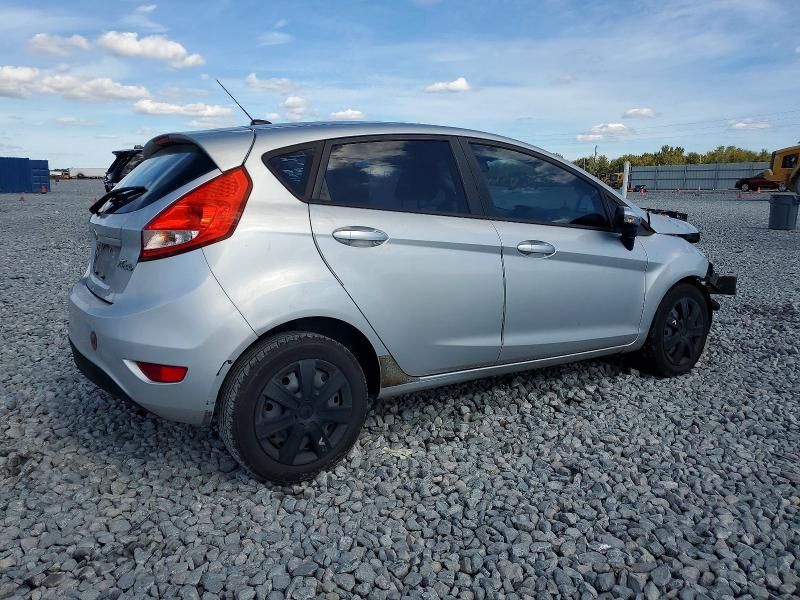 2013 Ford Fiesta se