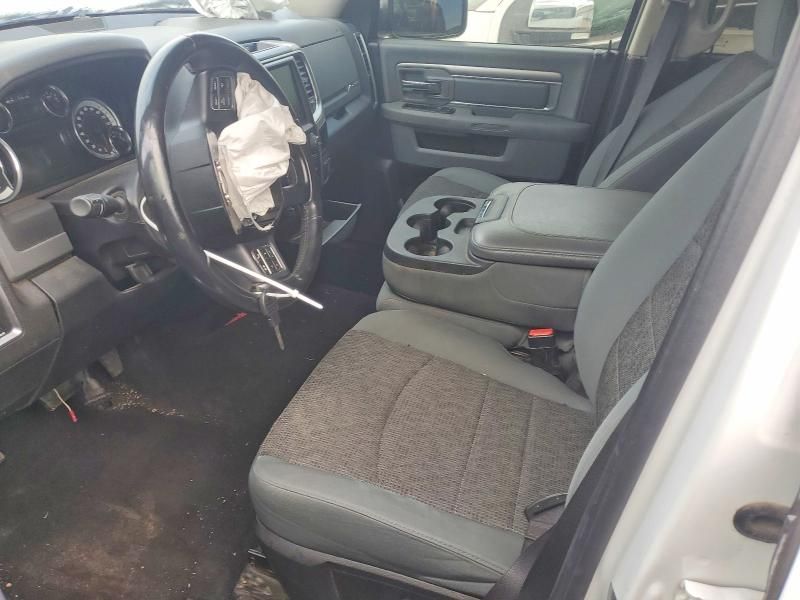 2016 Dodge Ram 1500 slt