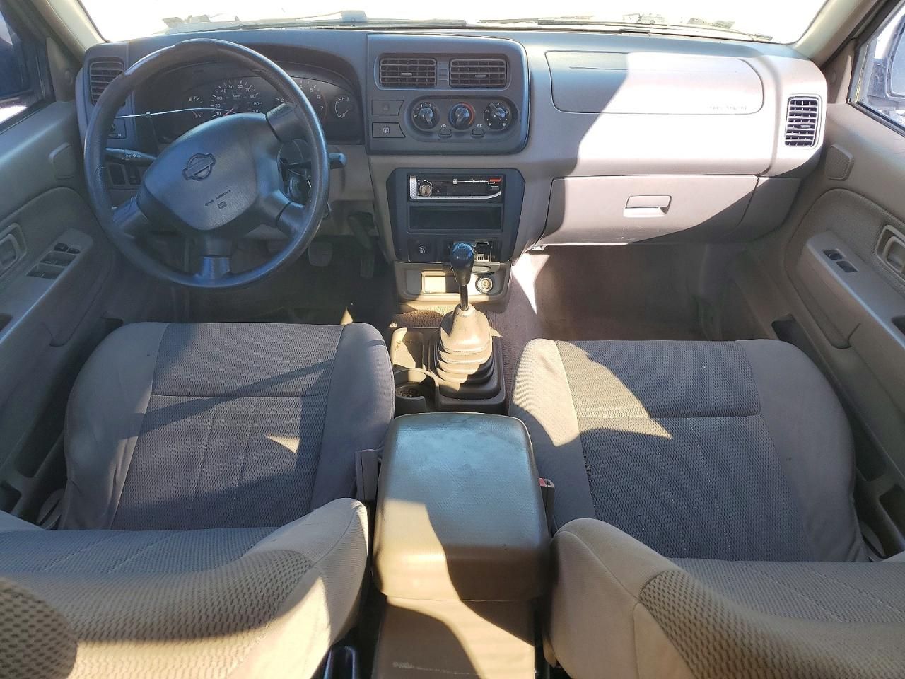 2001 Nissan Frontier Crew cab xe