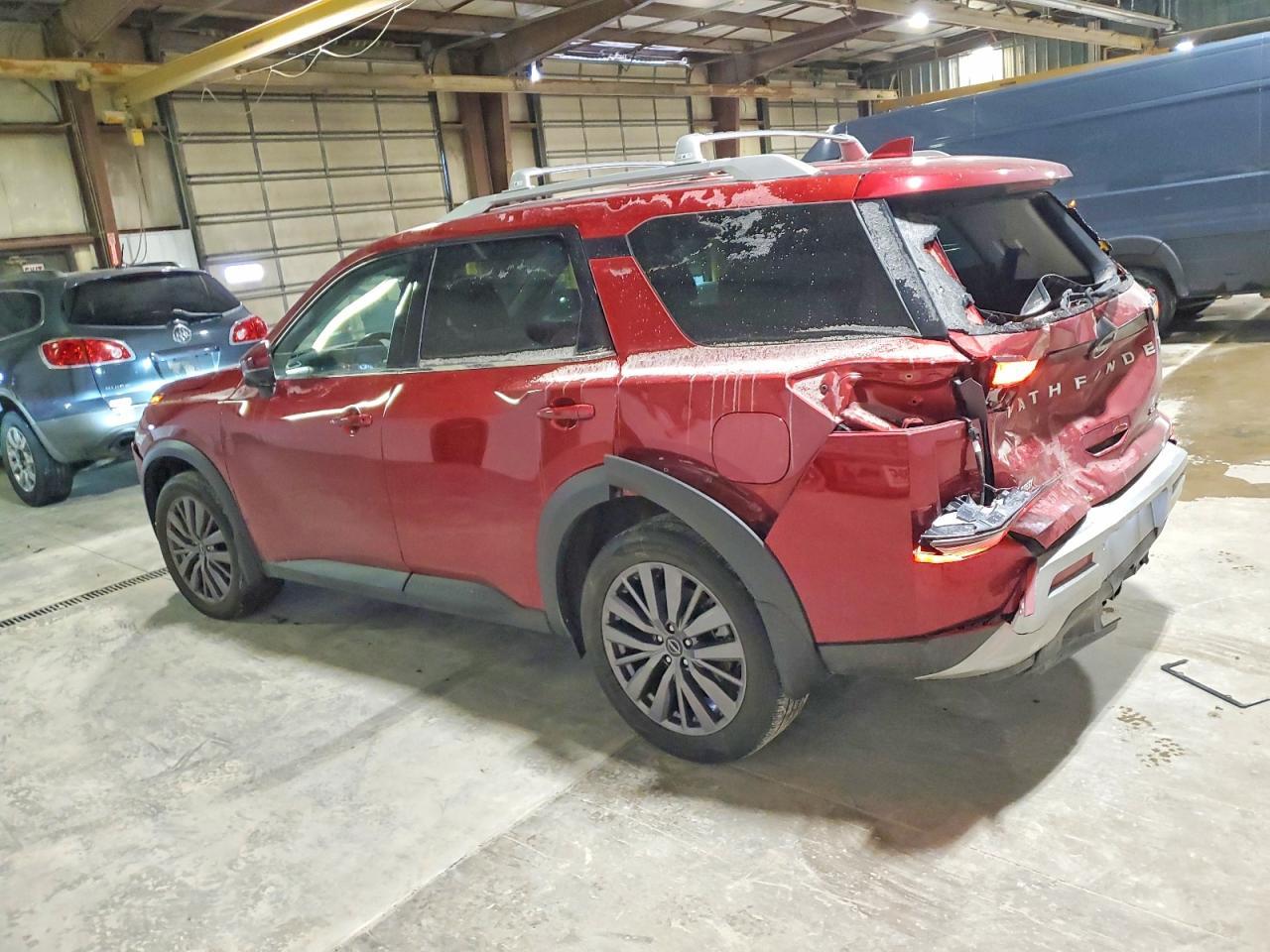 2023 Nissan Pathfinder sl