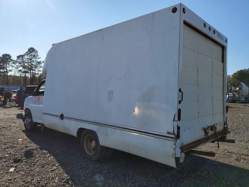 2004 Chevrolet Express Delivery Truck