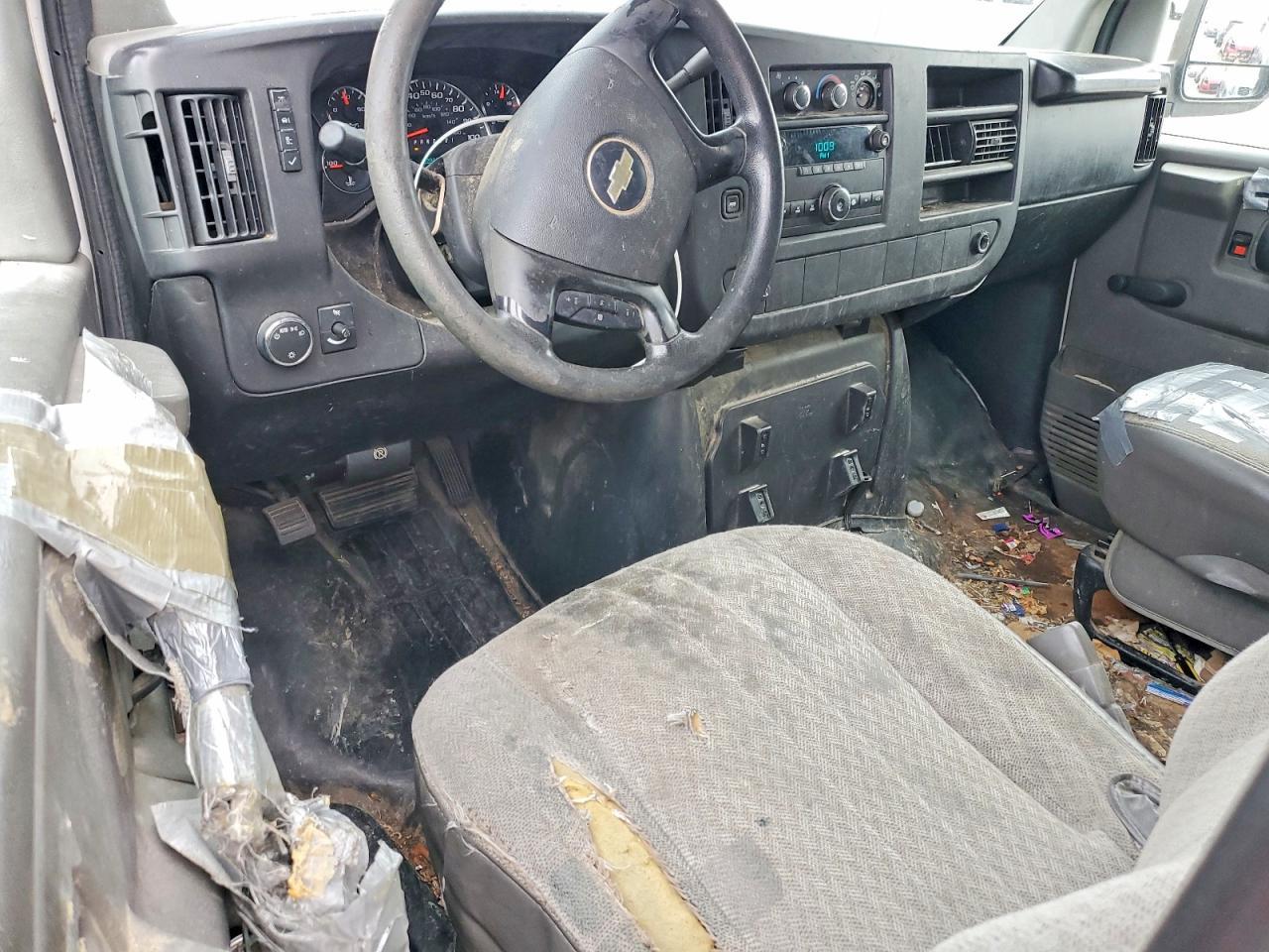 2008 Chev Express G2500