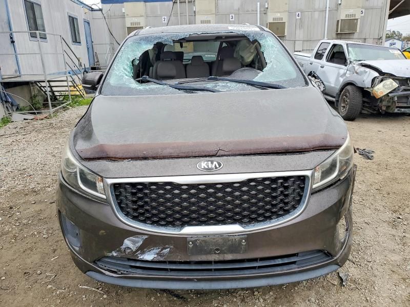 2016 KIA Sedona lx