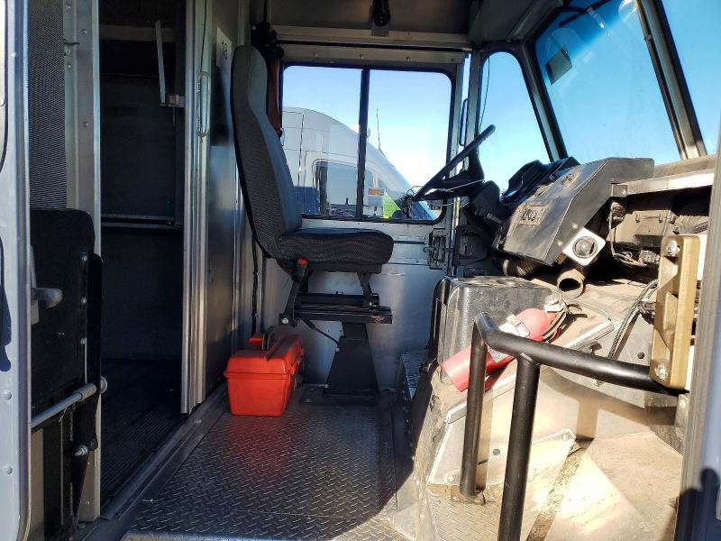 2020 Freightliner Mt 45G Chassis Delivery Truck