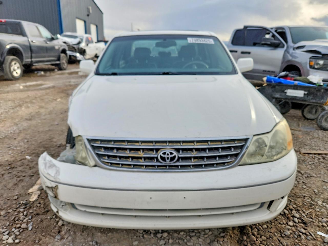 2003 Toyota Avalon xl