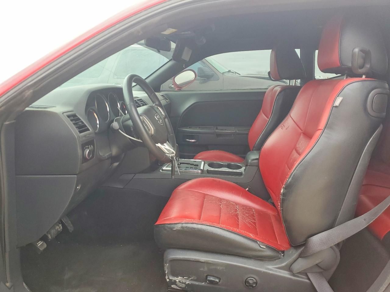 2013 Dodge Challenger sxt