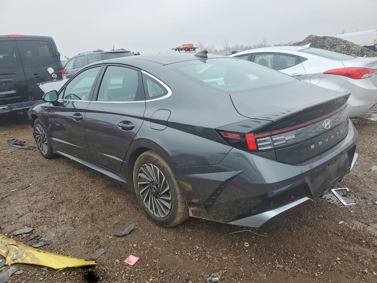 2025 Hyundai Sonata Hybrid