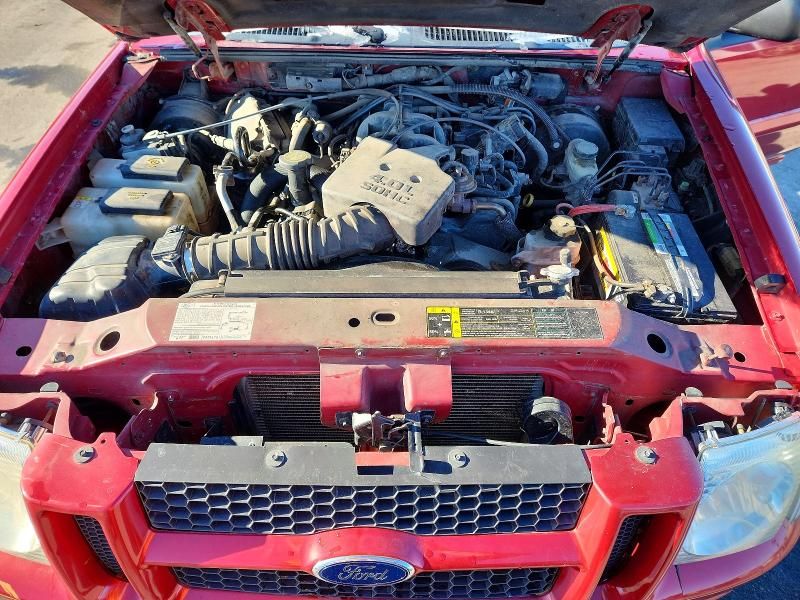 2005 Ford Explorer Sport Trac