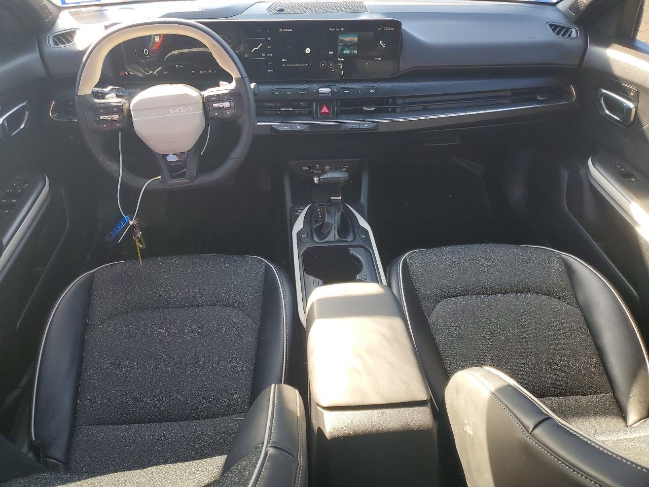 2025 KIA K4 gt Line