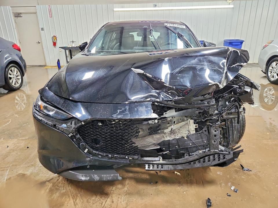 2019 Mazda 3 Preferred