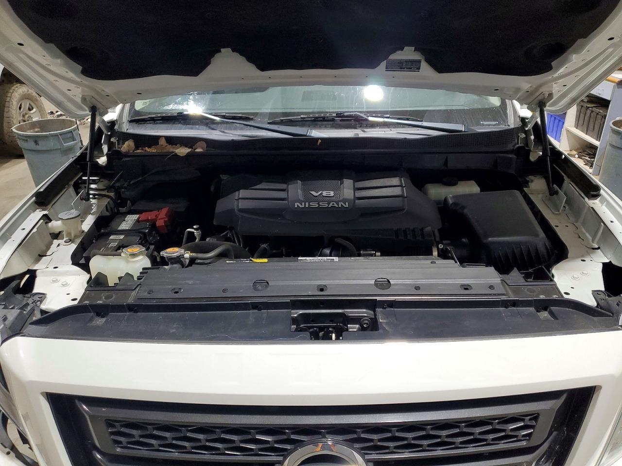 2020 Nissan Titan SV