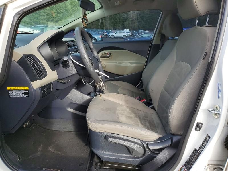 2014 KIA Rio lx